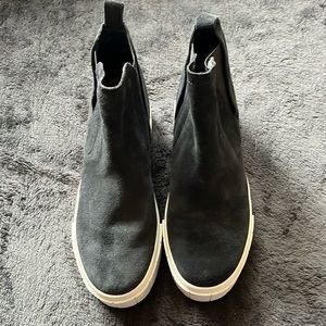 NWOT Dolce Vita Suede Boots
